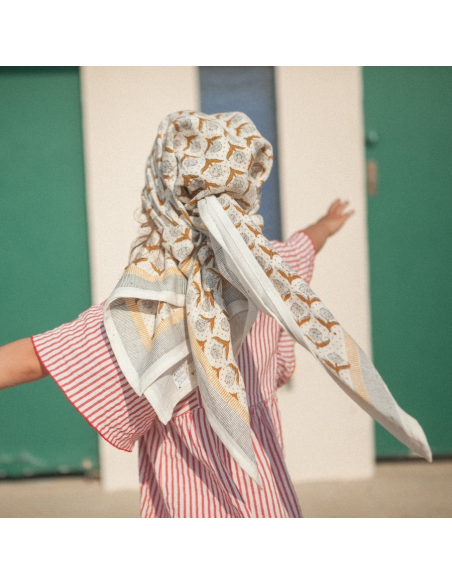 Duża apaszka Latika "Lotus" Désert