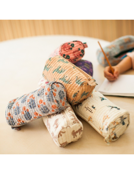 Kosmetyczka - piórnik Opal Fraisier